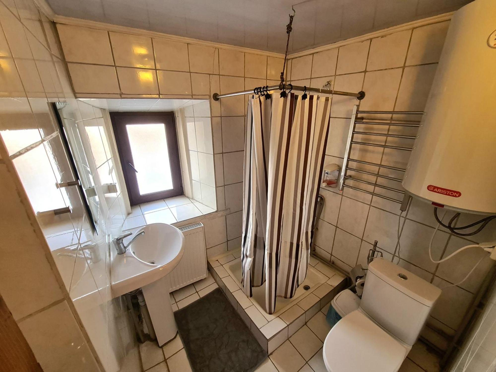 Memo'S Boutique Guesthouse Каракол Екстериор снимка